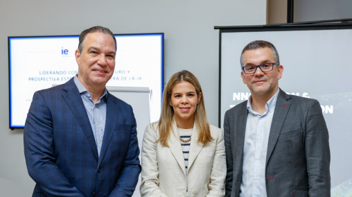 IE University e INTRAS presentaron una conferencia sobre liderazgo y prospectiva estratégica en la era de la inteligencia artificial